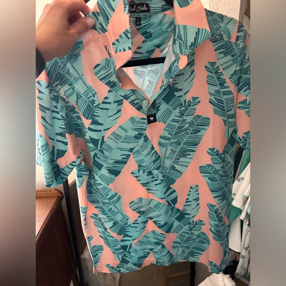 Bad Birdie Men’s polo size Small